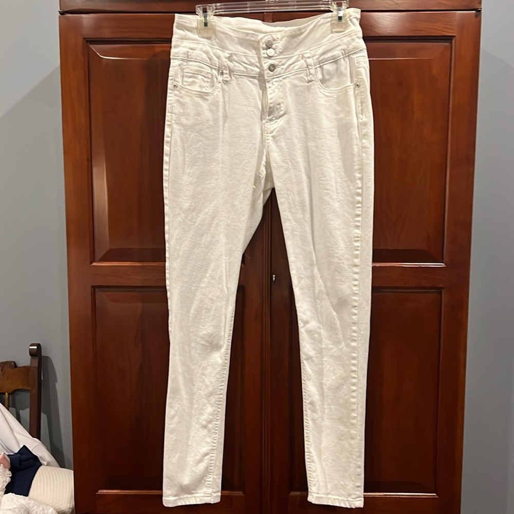 Suzanne Betro white high waist jeans, size 10